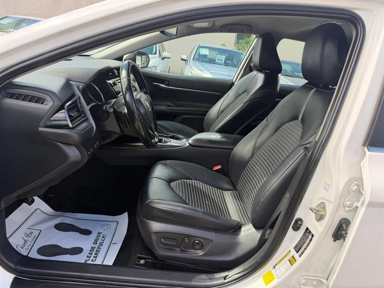 Toyota Camry  2020