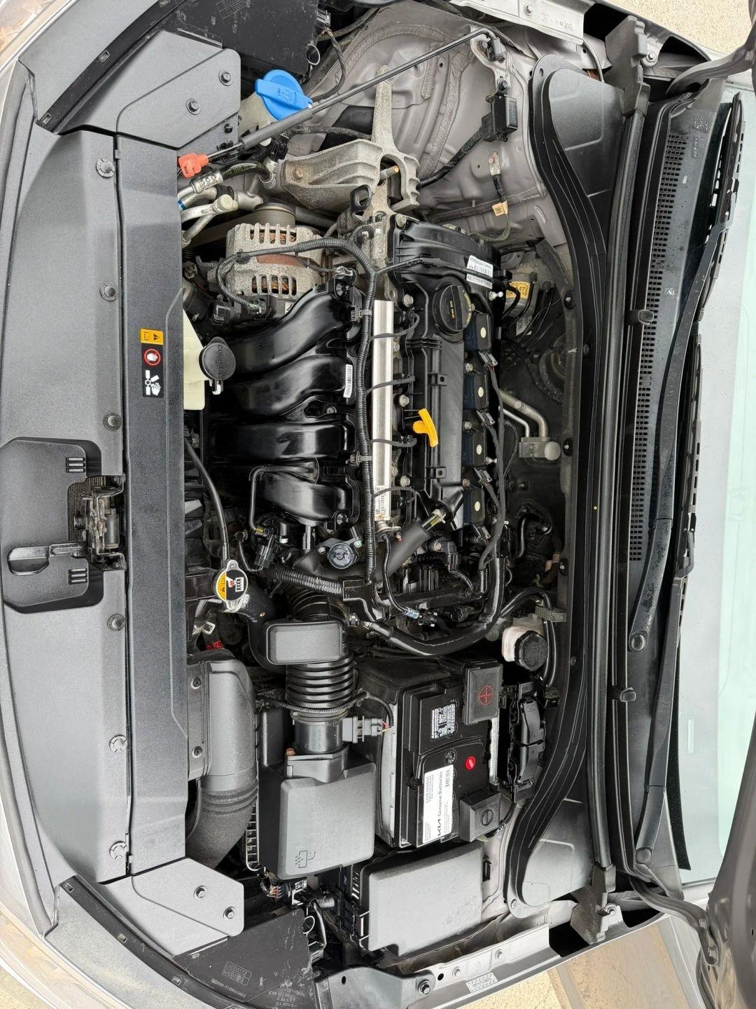 Hyundai Elantra  2020