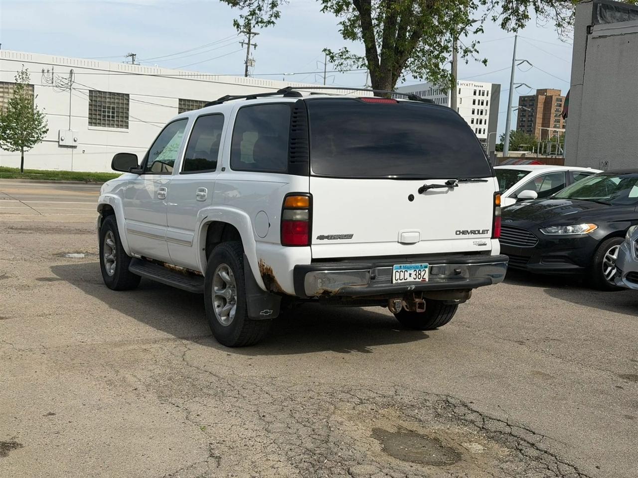 Chevrolet Tahoe  2004