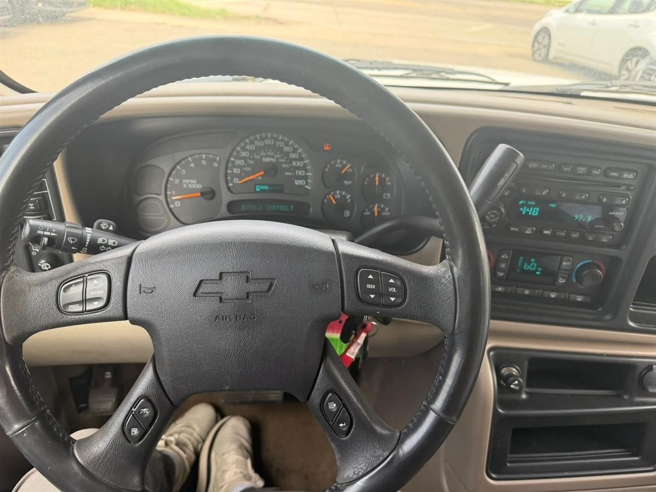 Chevrolet Tahoe  2004