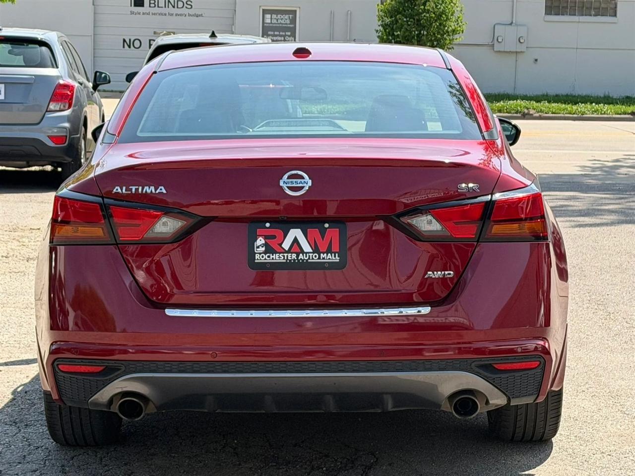 Nissan Altima  2020