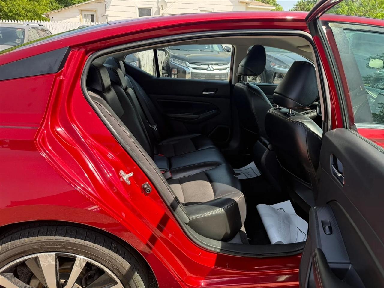 Nissan Altima  2020