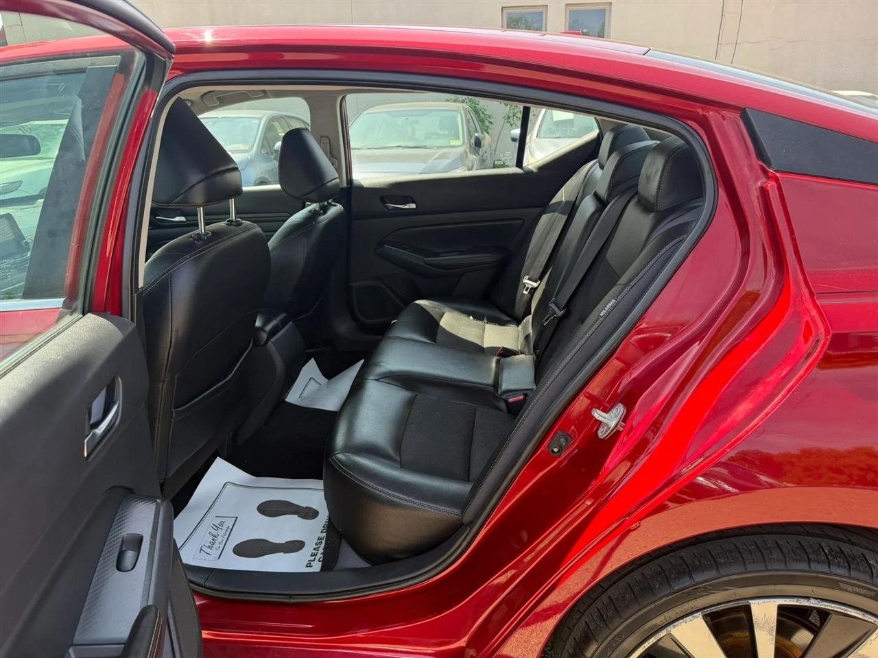 Nissan Altima  2020