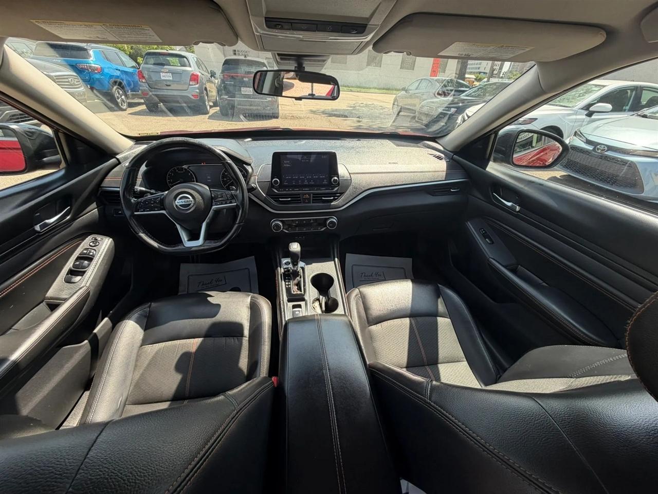 Nissan Altima  2020