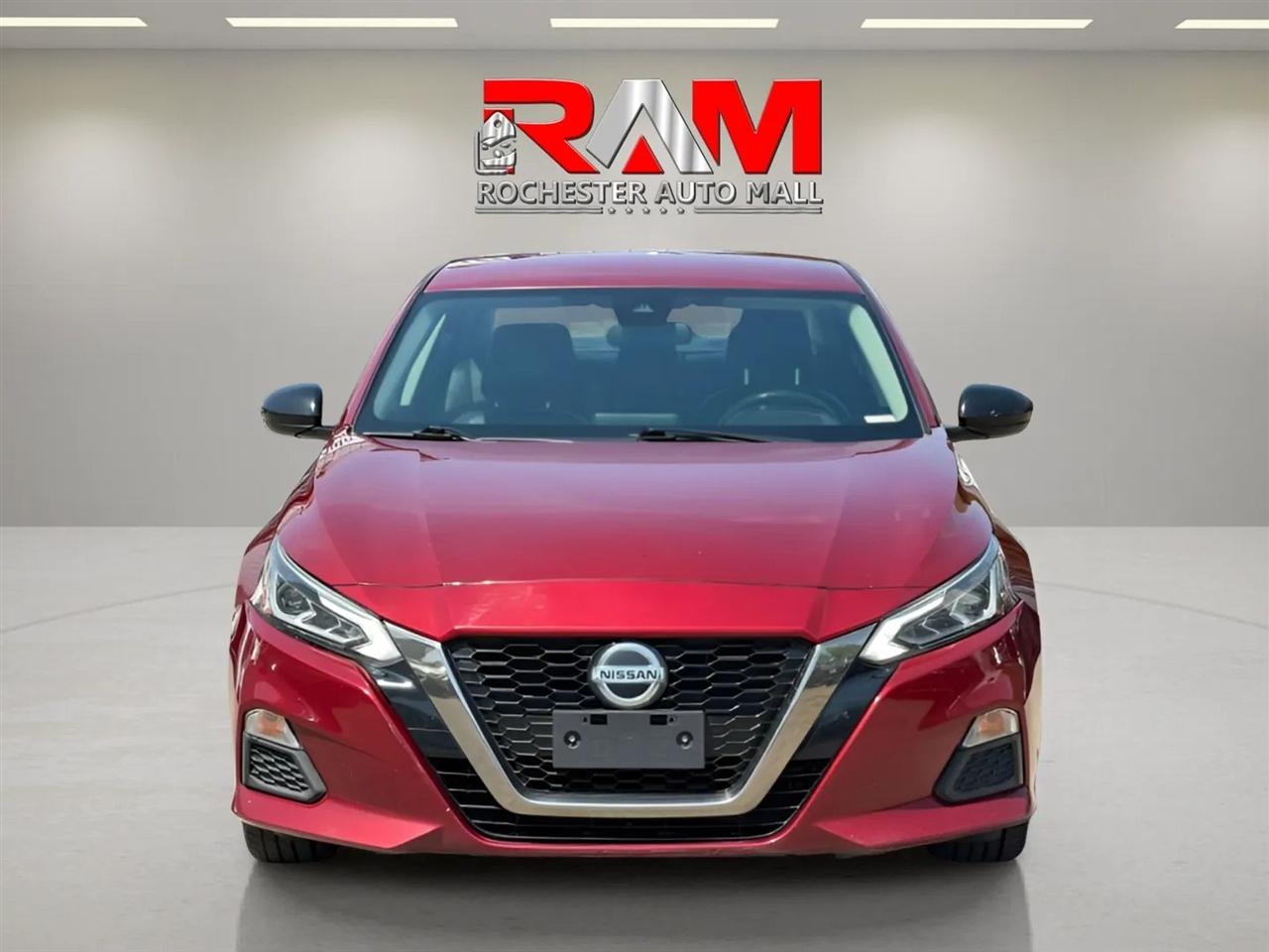 2020 Nissan Altima 2.5 SR Sedan 4D
