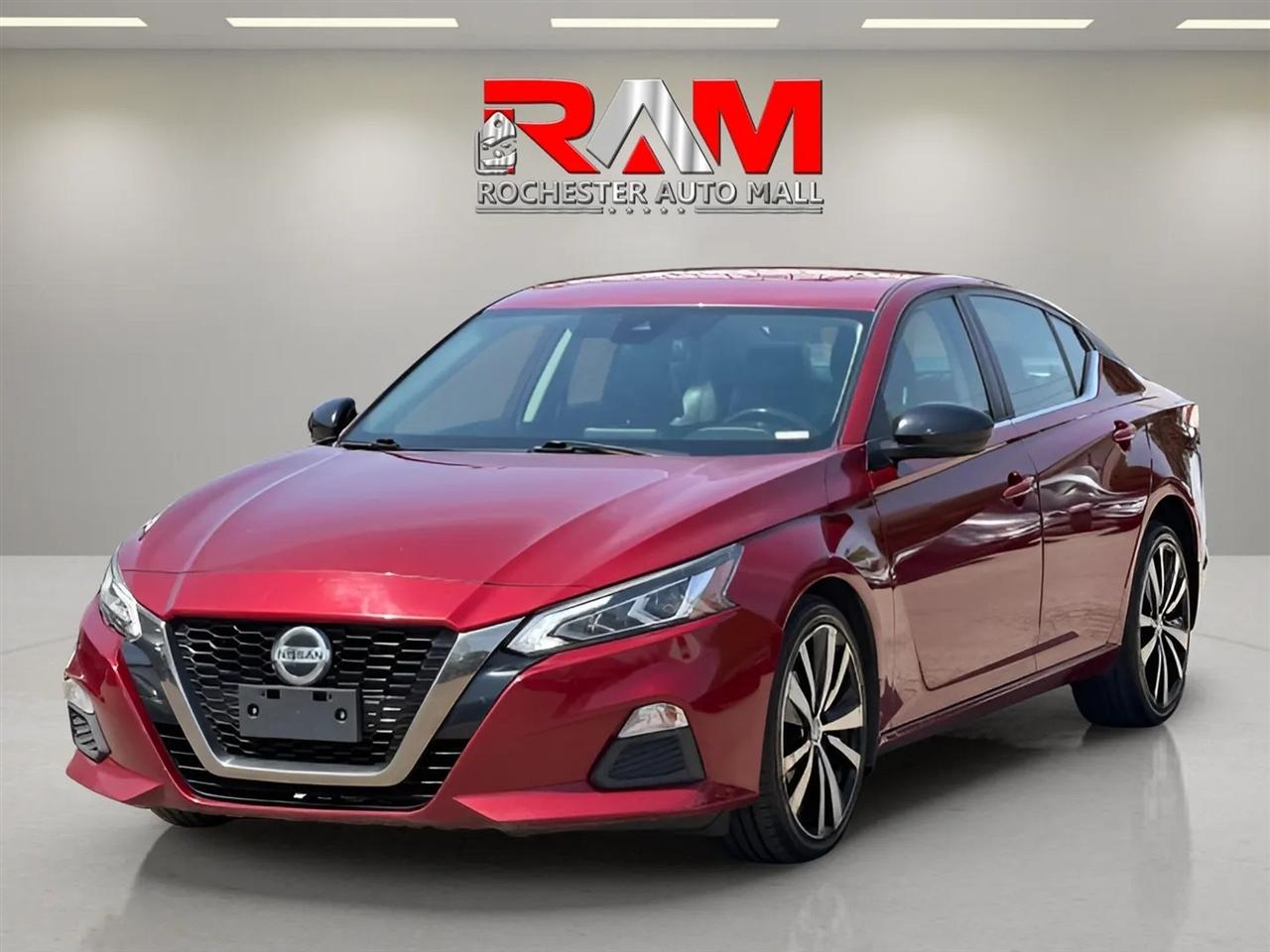 Nissan Altima  2020