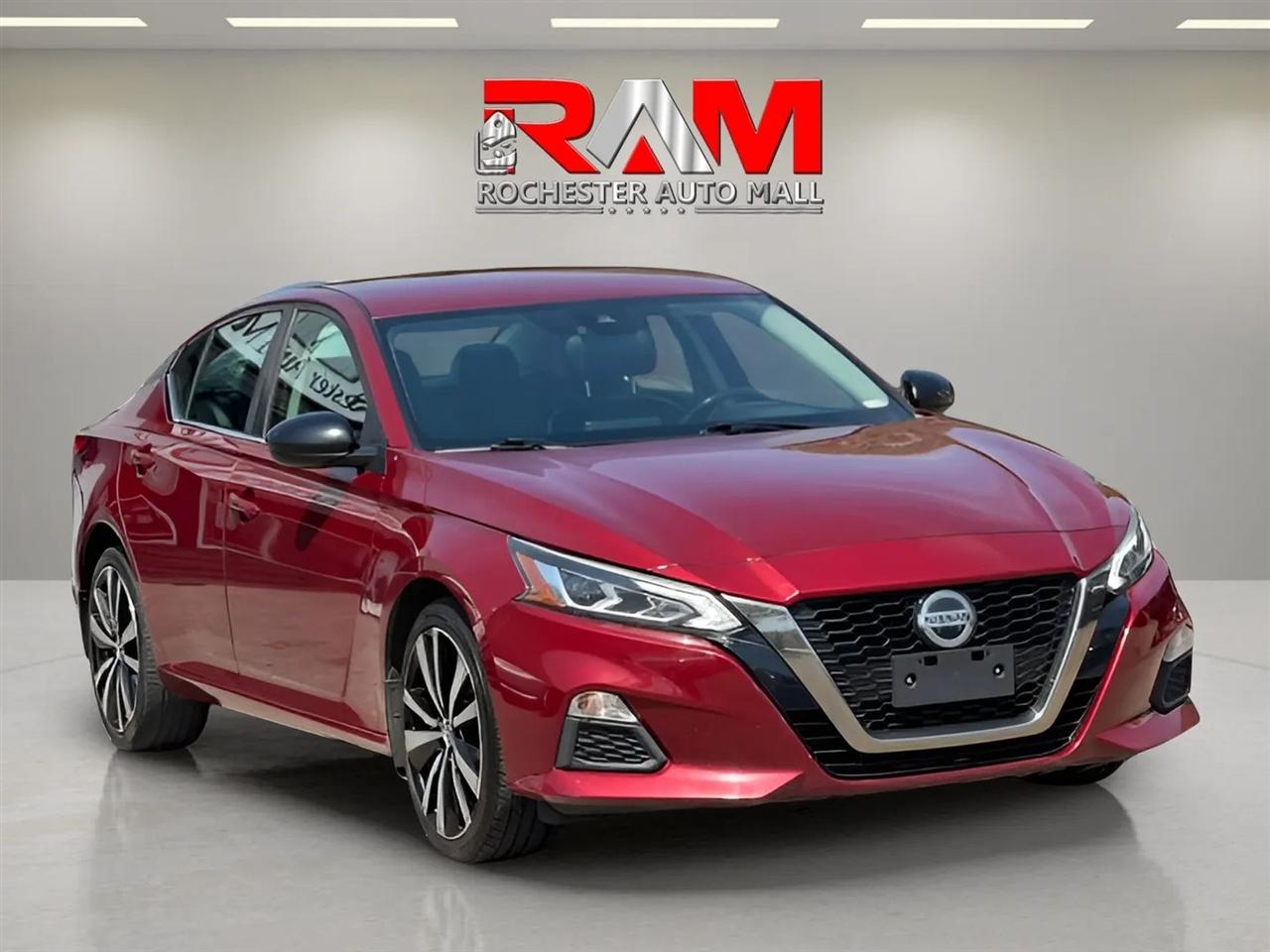 Nissan Altima  2020