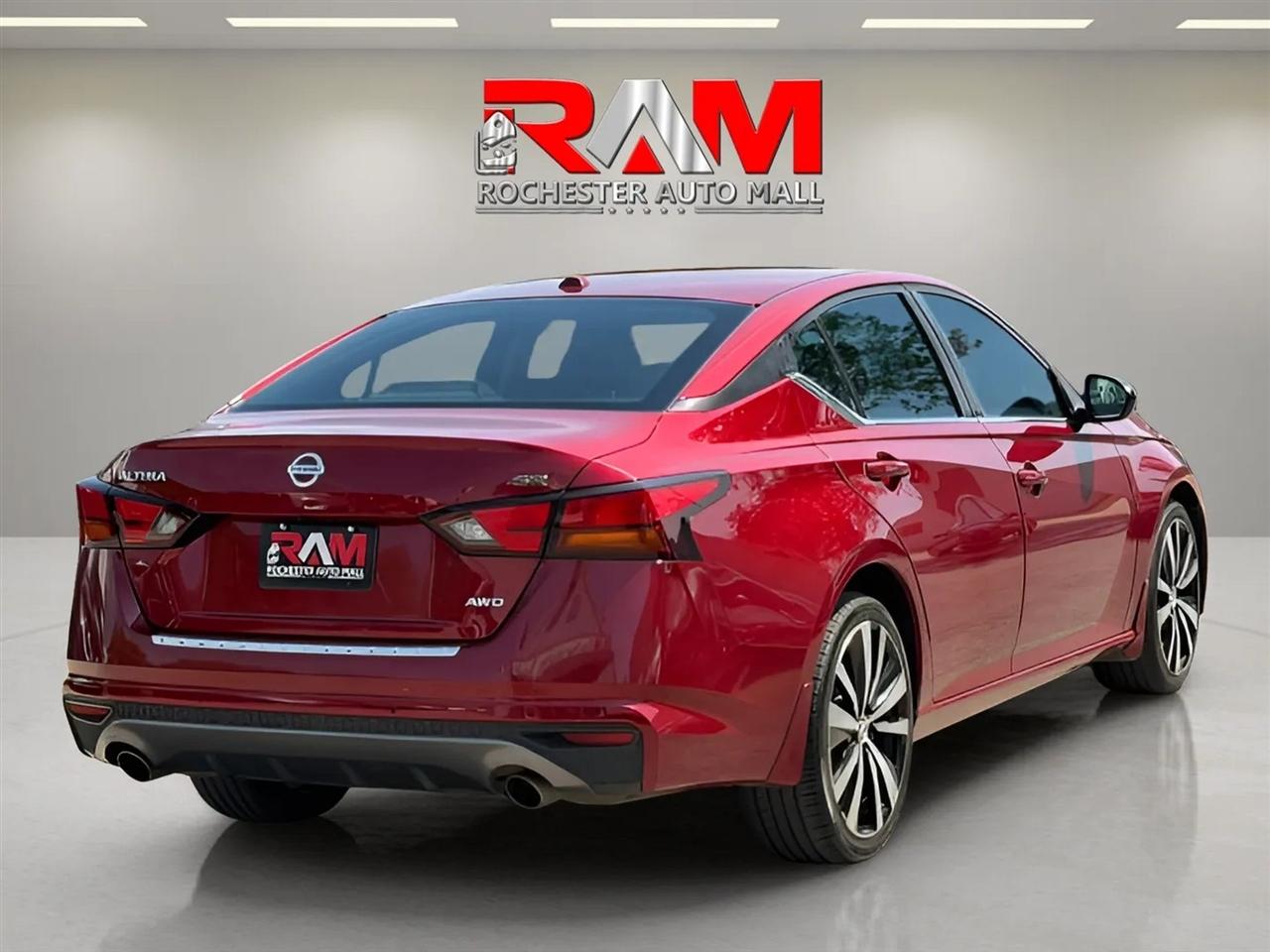 Nissan Altima  2020