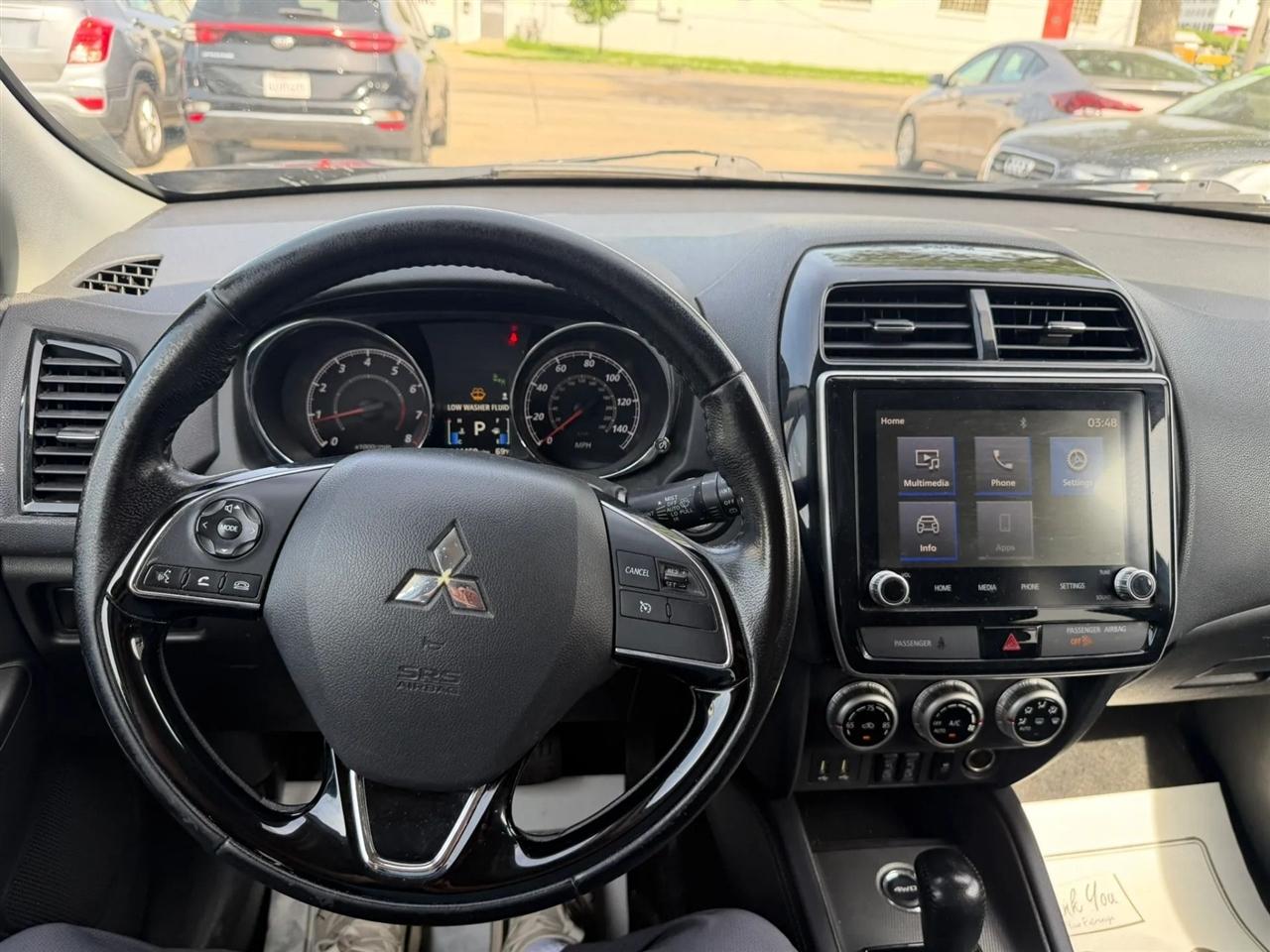 Mitsubishi Outlander Sport  2020