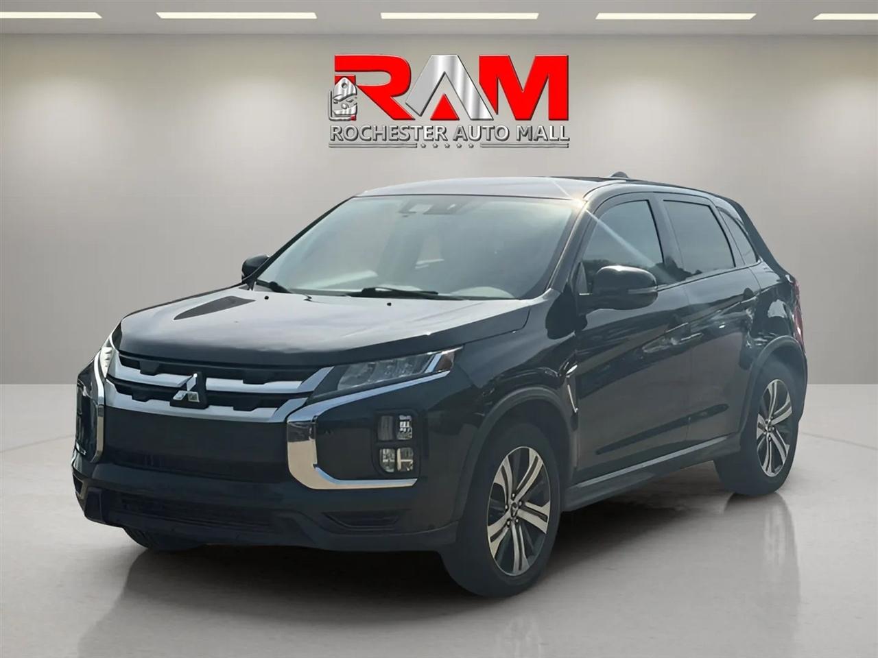 Mitsubishi Outlander Sport  2020