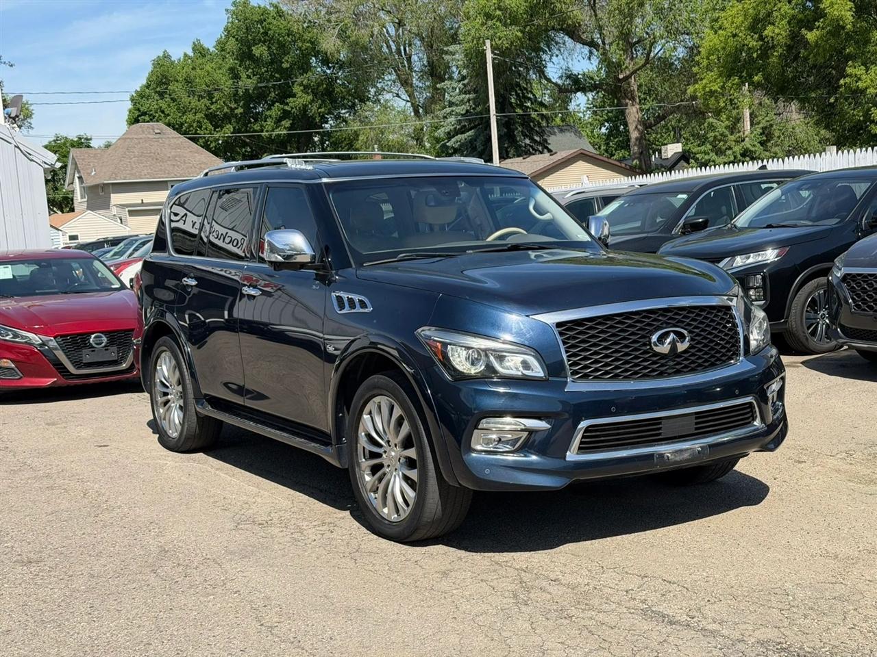 Infiniti QX80  2015