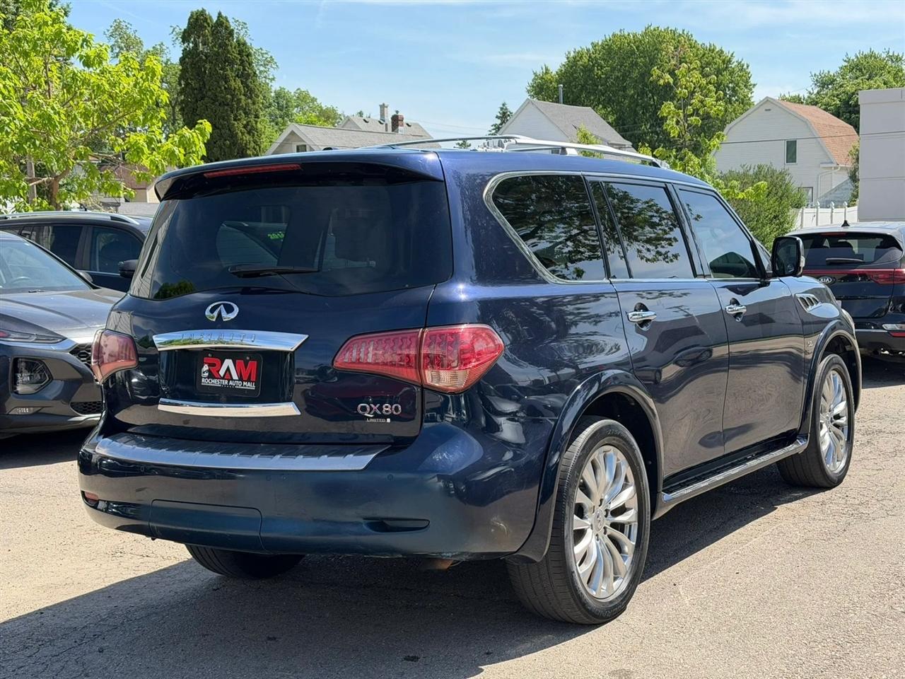 Infiniti QX80  2015