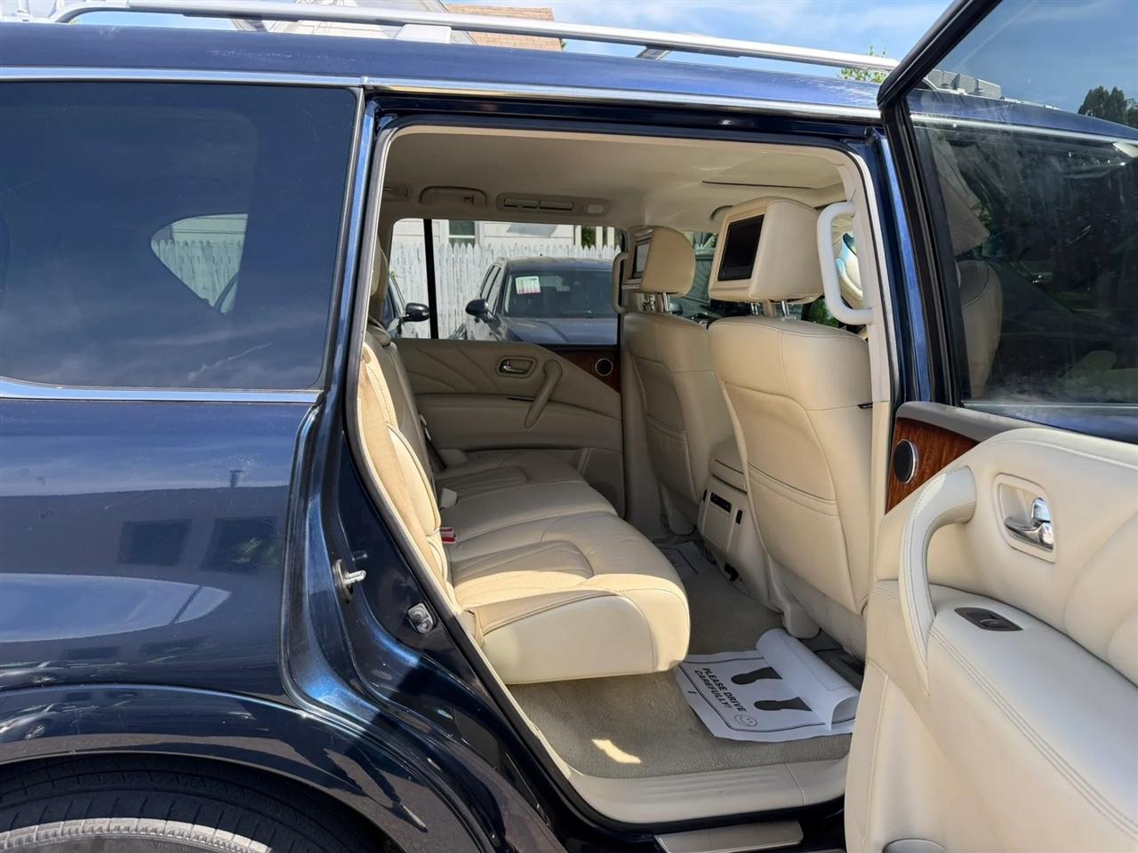 Infiniti QX80  2015