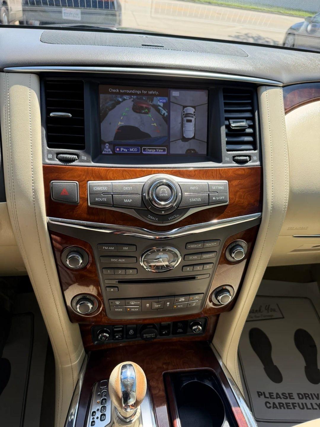 Infiniti QX80  2015