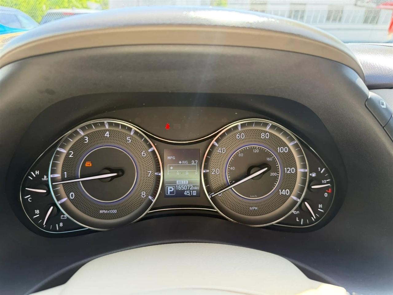 Infiniti QX80  2015