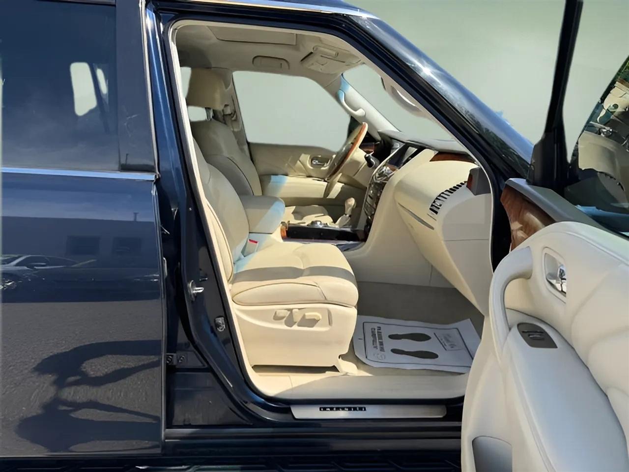 Infiniti QX80  2015