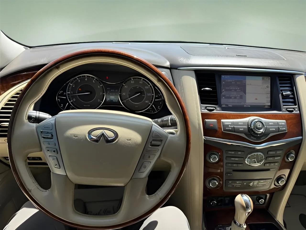 Infiniti QX80  2015