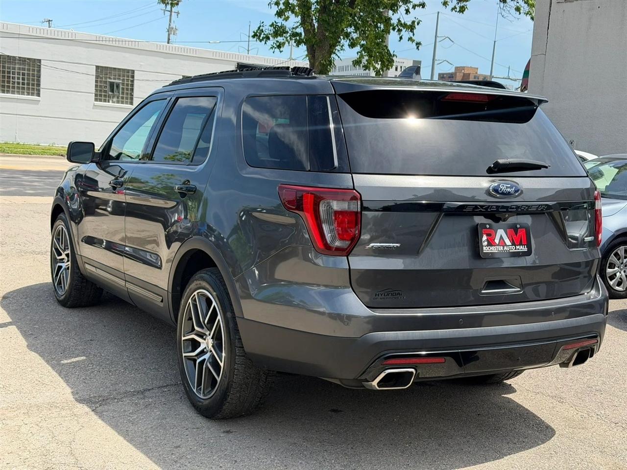 Ford Explorer  2016