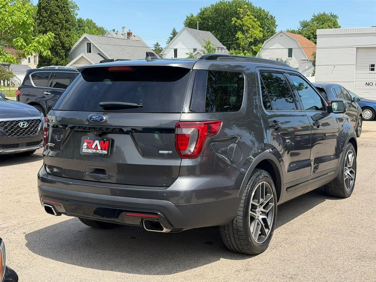 Ford Explorer  2016