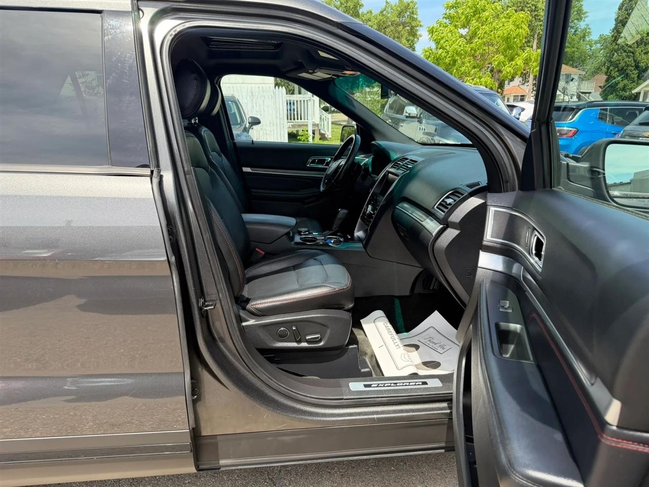Ford Explorer  2016