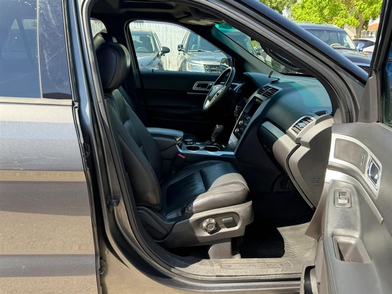 Ford Explorer  2015