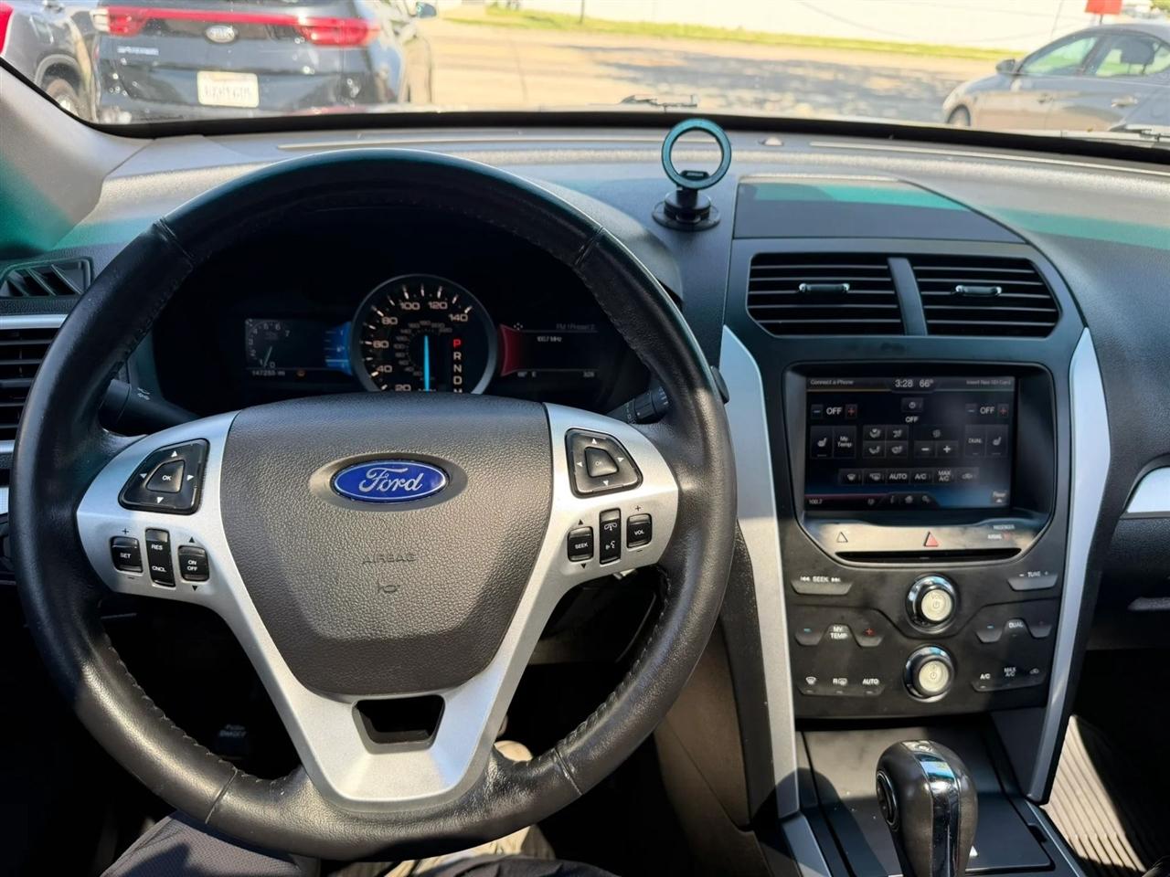 Ford Explorer  2015