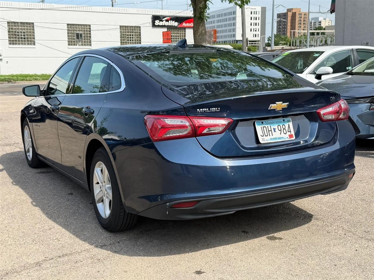 Chevrolet Malibu  2022