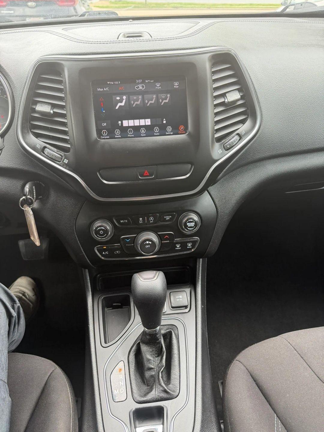 Jeep Cherokee  2020