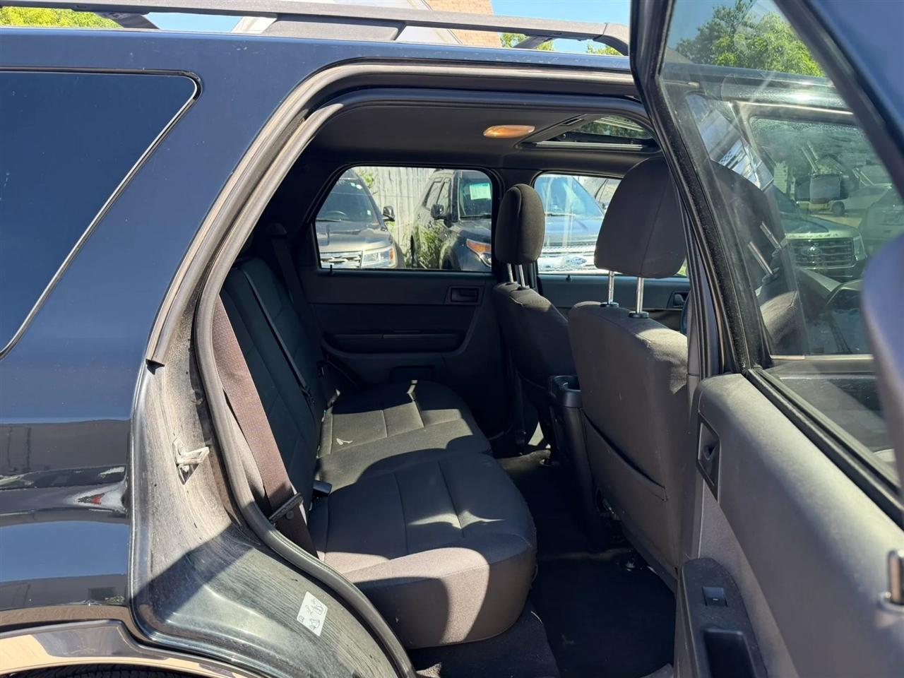 Ford Escape  2010