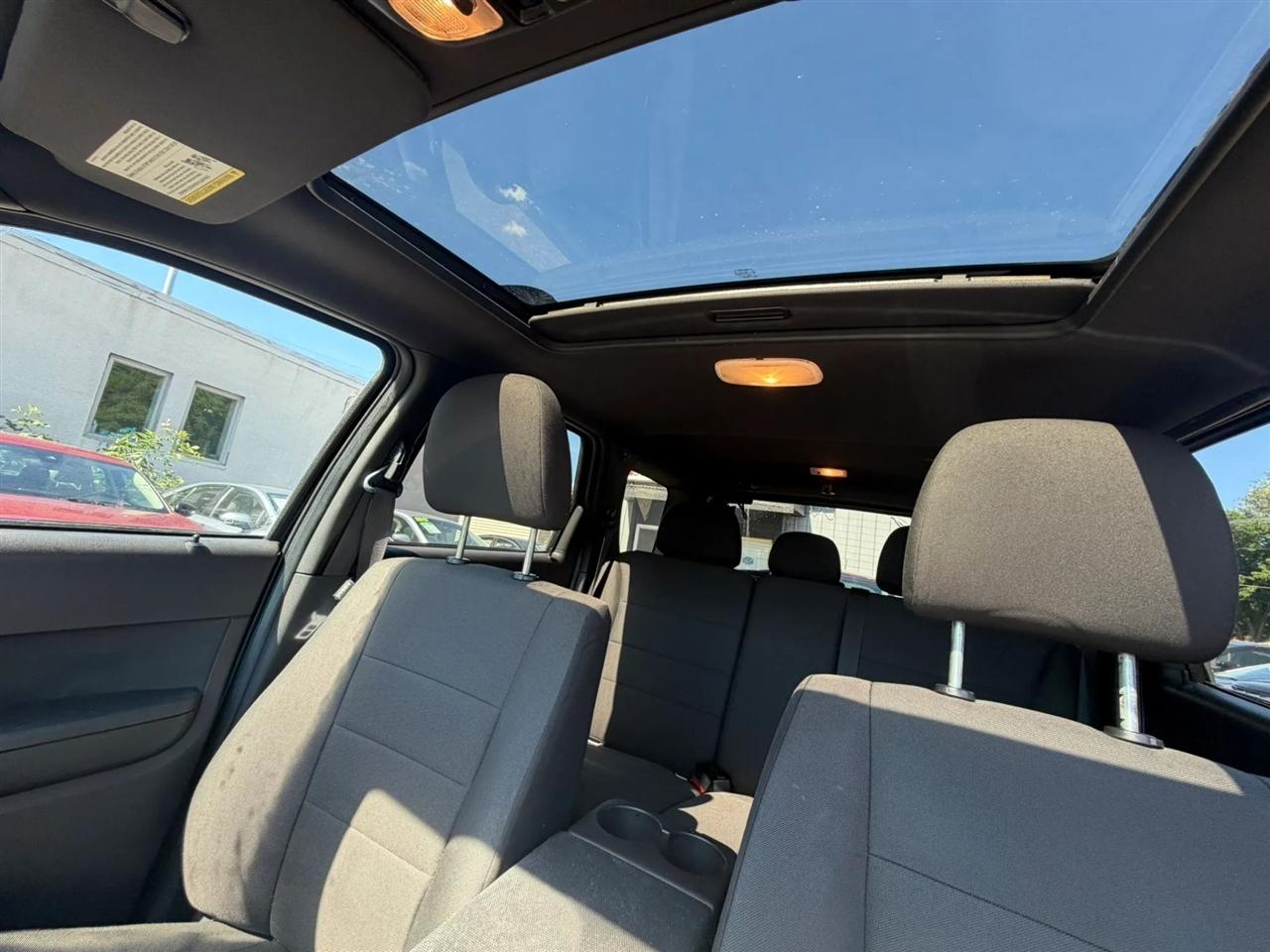 Ford Escape  2010