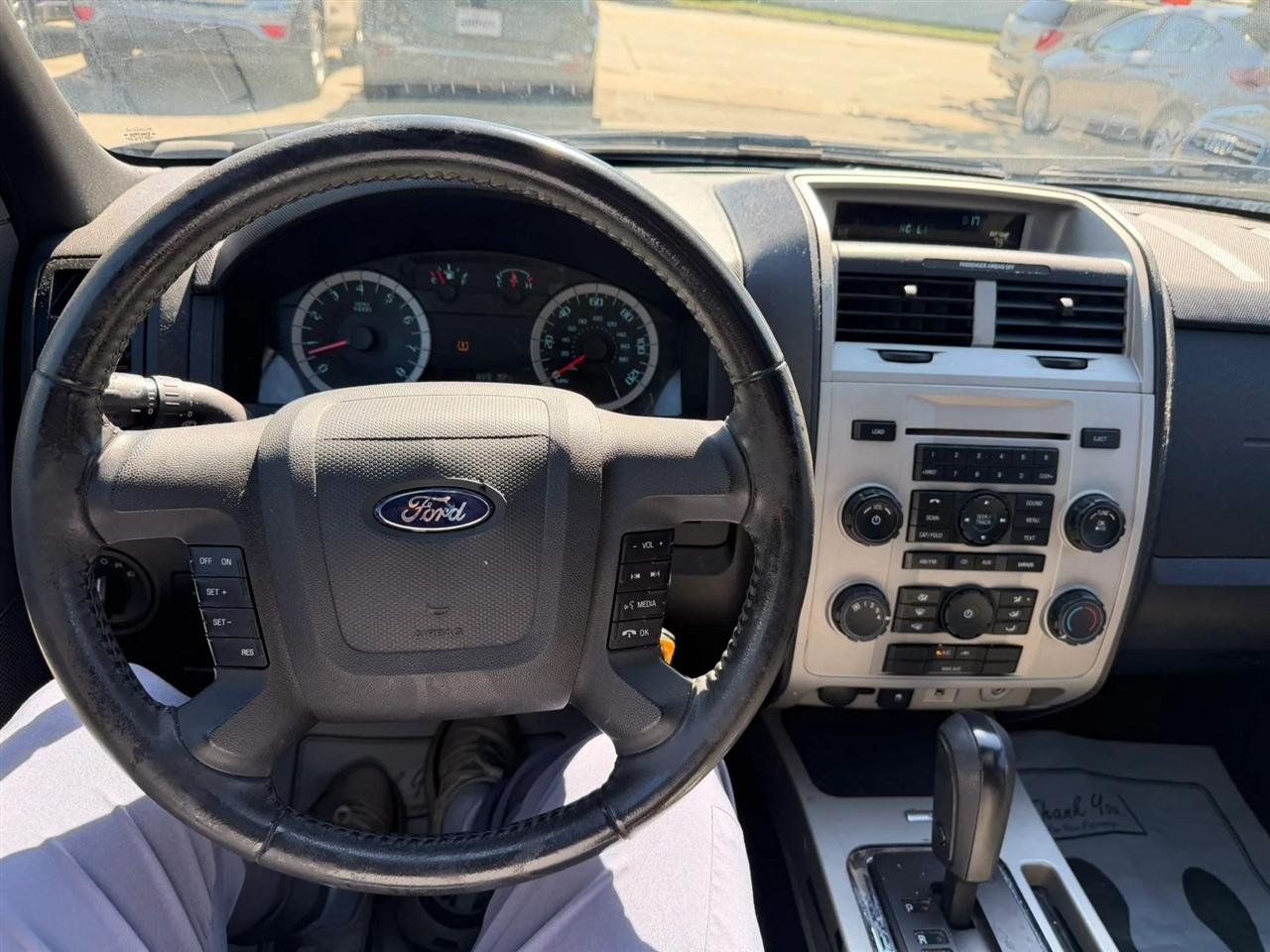 Ford Escape  2010
