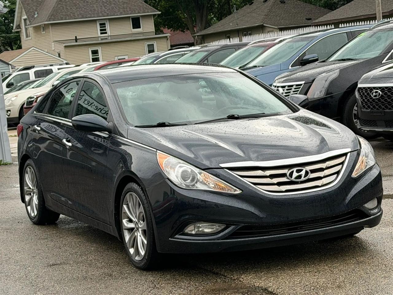 Hyundai Sonata  2012