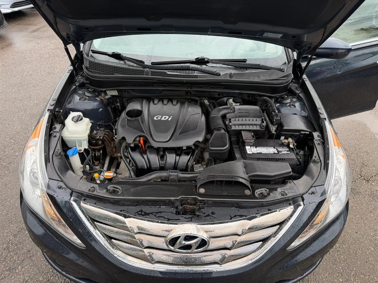 Hyundai Sonata  2012