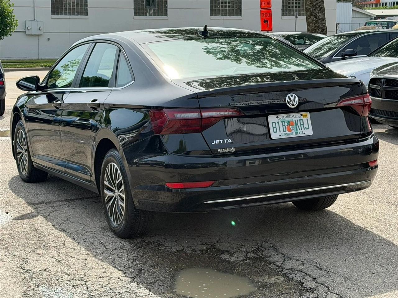 Volkswagen Jetta  2020