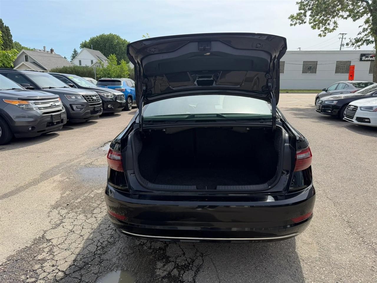 Volkswagen Jetta  2020