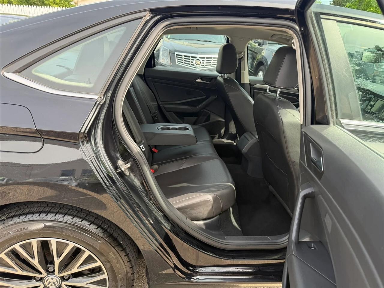 Volkswagen Jetta  2020