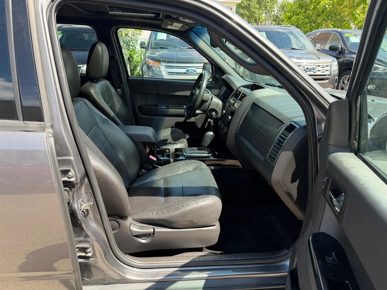 Ford Escape  2012