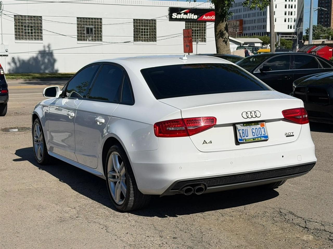 Audi A4  2016