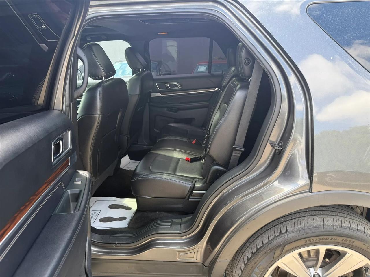 Ford Explorer  2018