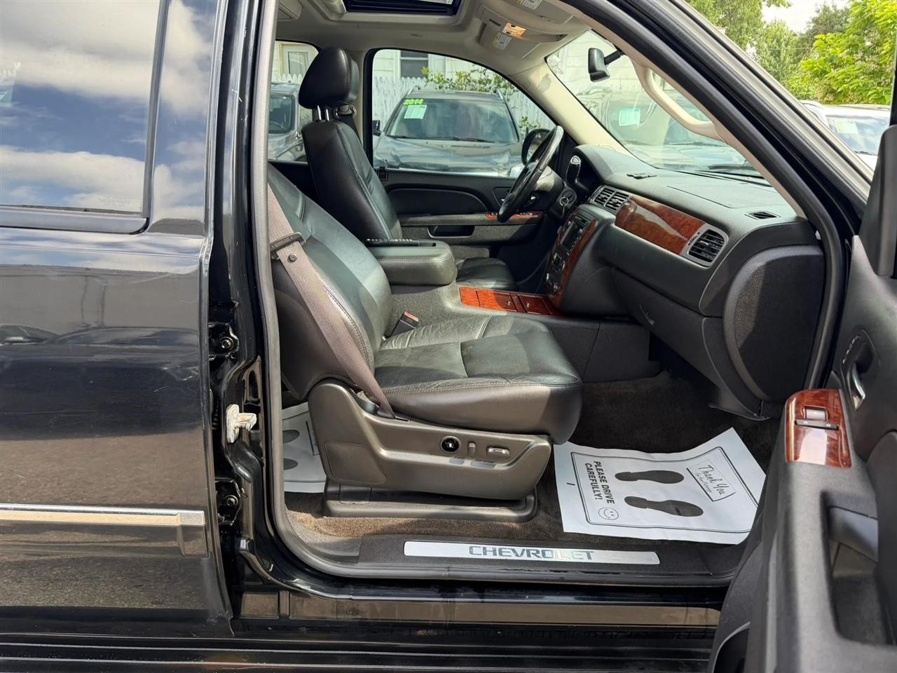 Chevrolet Tahoe  2011