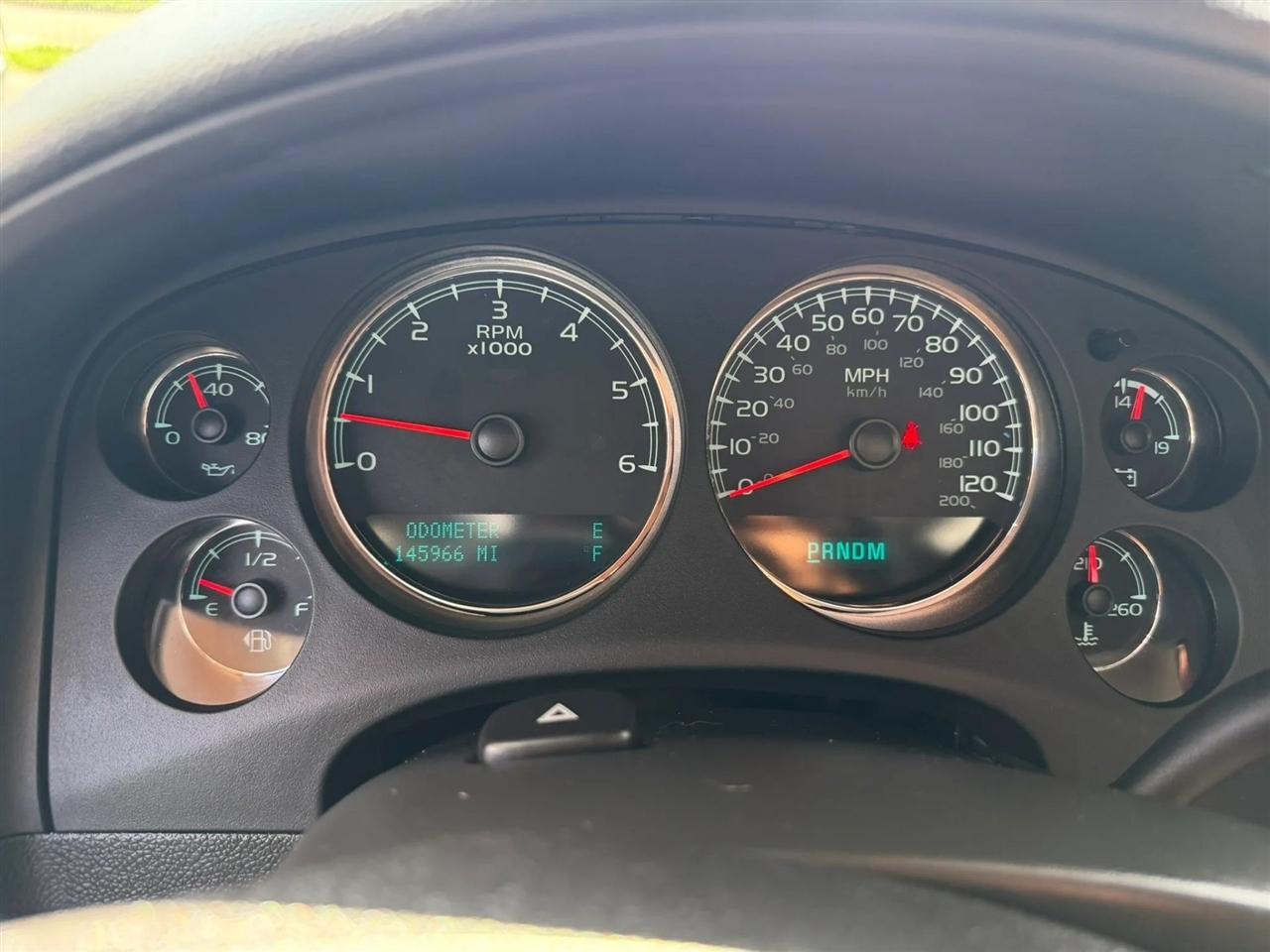 Chevrolet Tahoe  2011