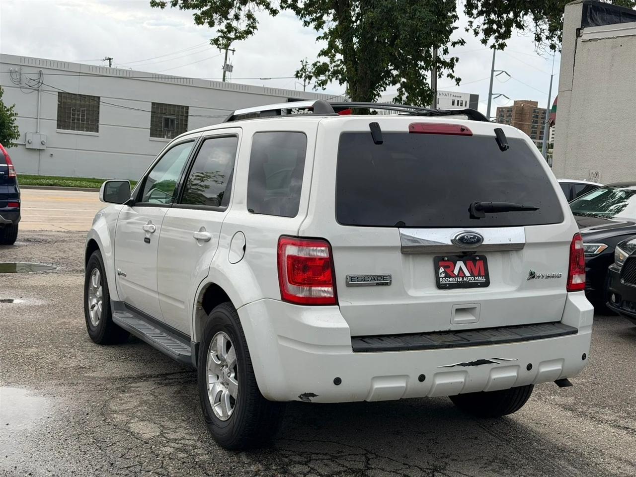 Ford Escape  2010