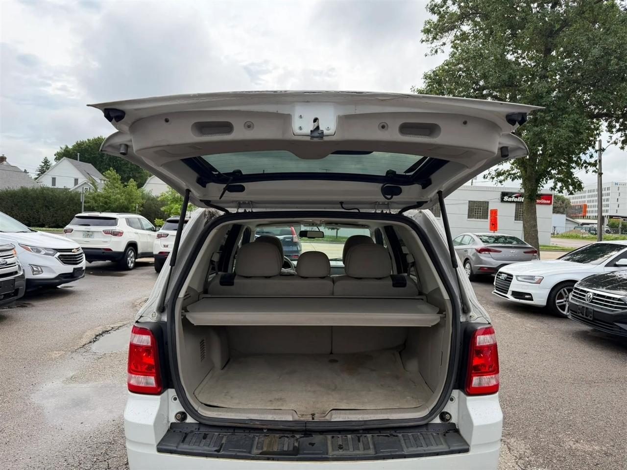 Ford Escape  2010