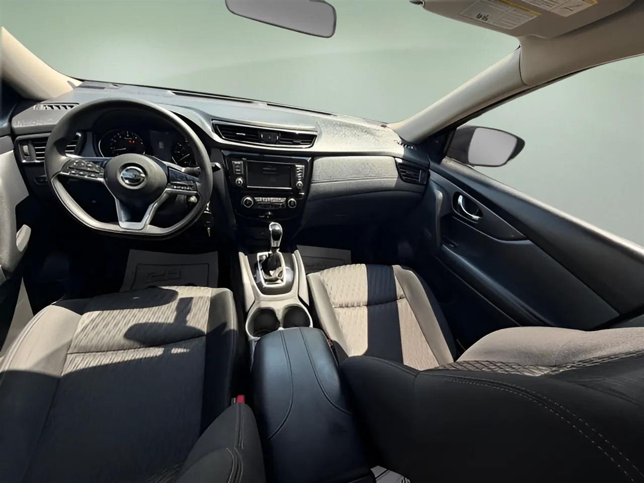 Nissan Rogue  2018