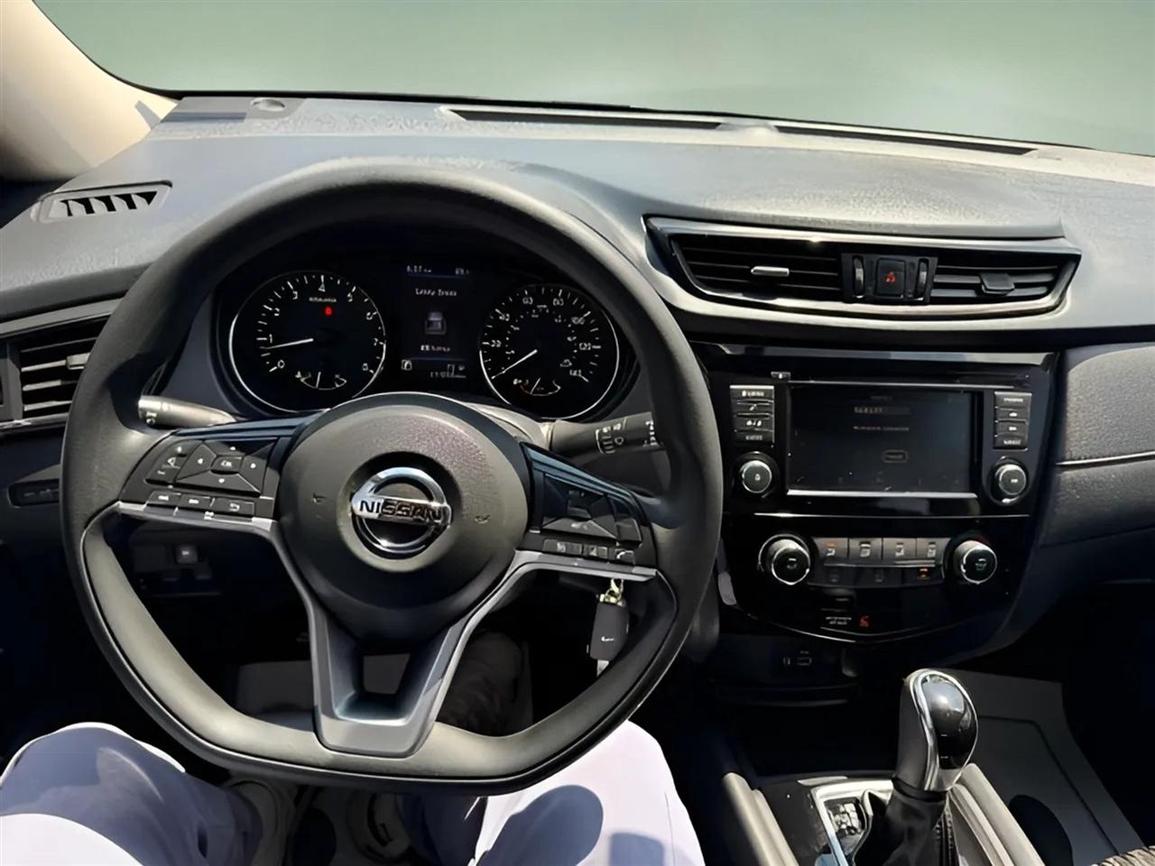 Nissan Rogue  2018