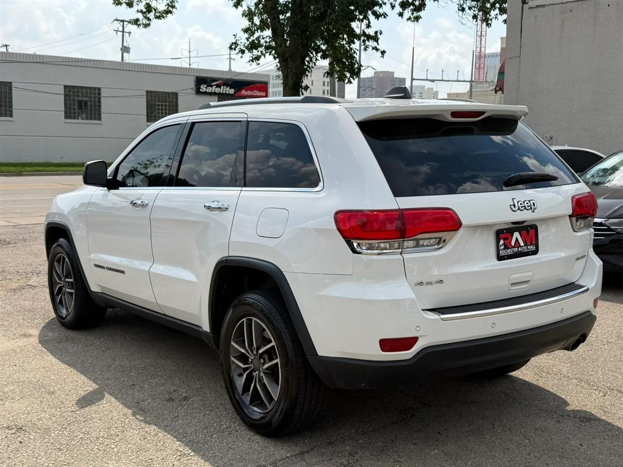 Jeep Grand Cherokee  2019