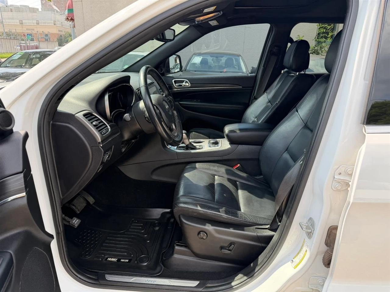 Jeep Grand Cherokee  2019