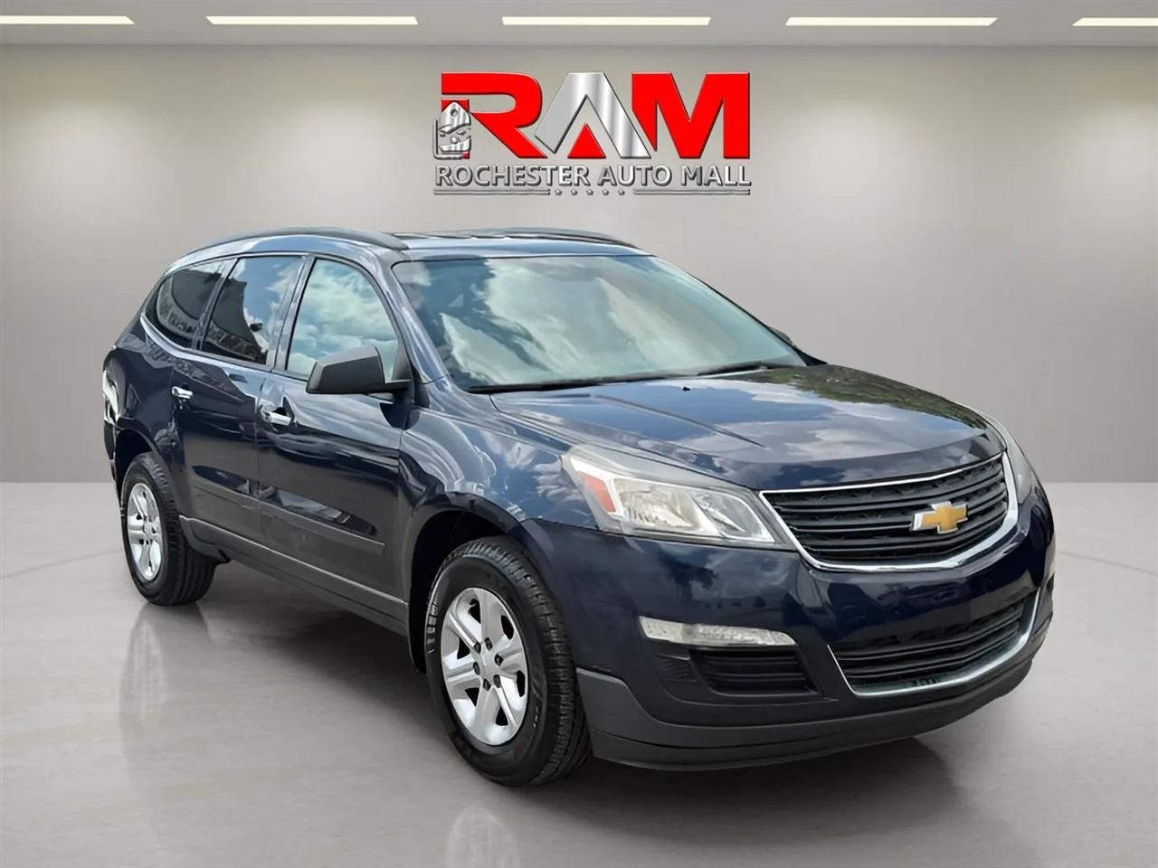 2015 Chevrolet Traverse LS Sport Utility 4D