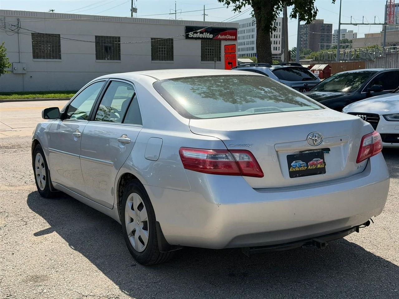 Toyota Camry  2009
