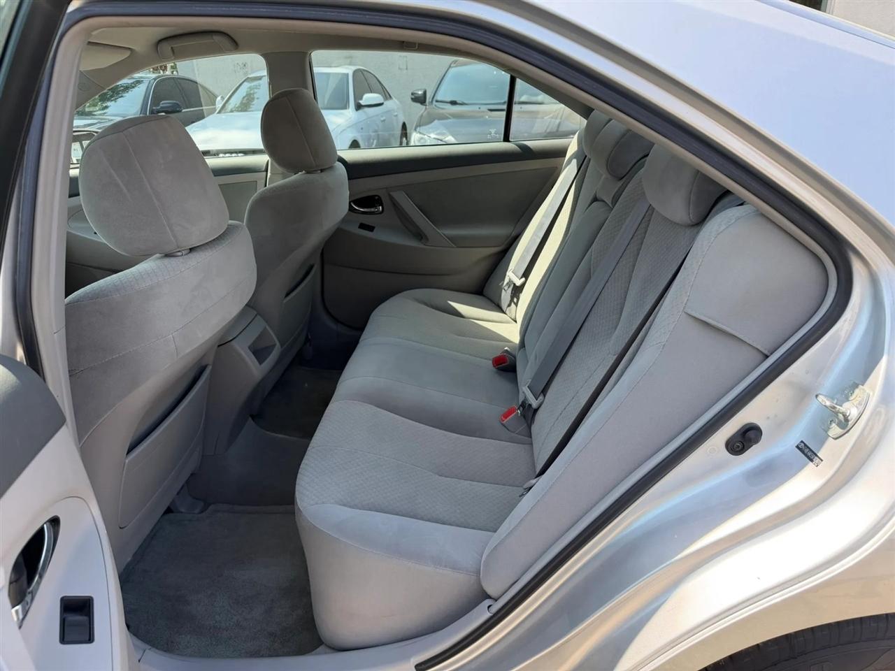 Toyota Camry  2009